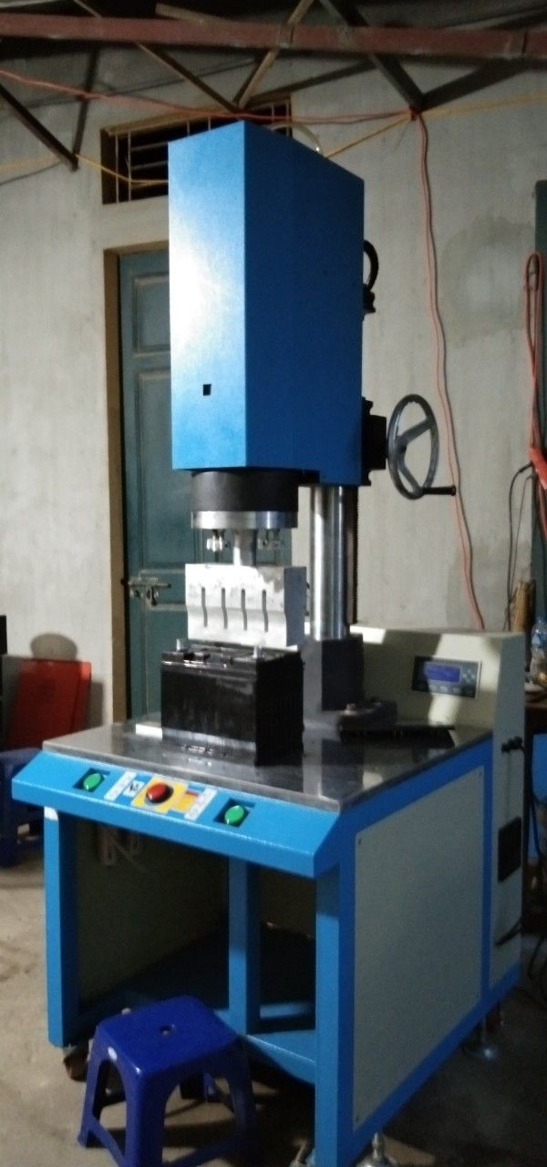 Sửa chữa máy hàn nhựa siêu âm tại khu công nghiệp Bắc Ninh